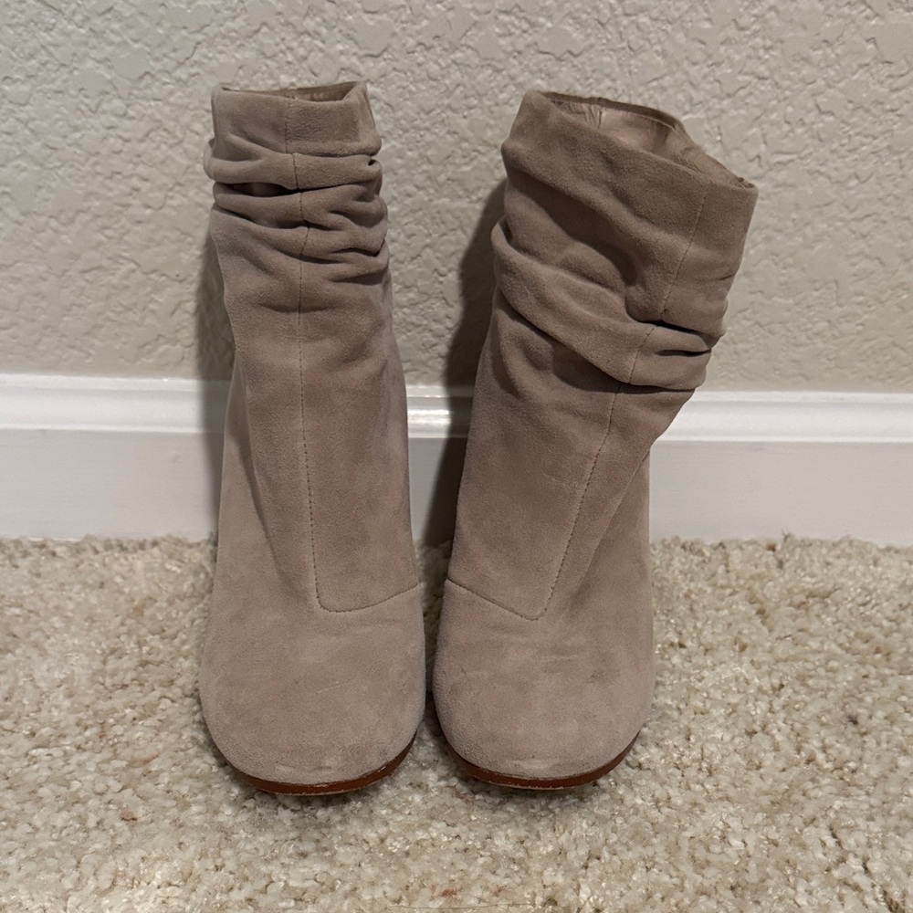 Chinese Laundry/Kristin Cavallari ankle suede boots